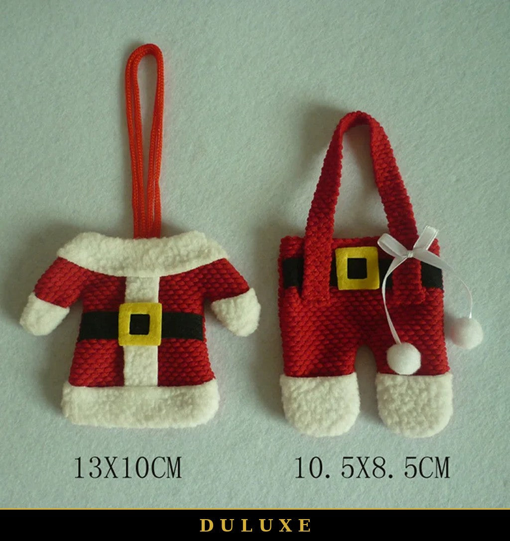 Dimensions des porte-couverts Père Noël DULUXE : haut 13 par 10 cm, pantalon 10,5 par 8,5 cm