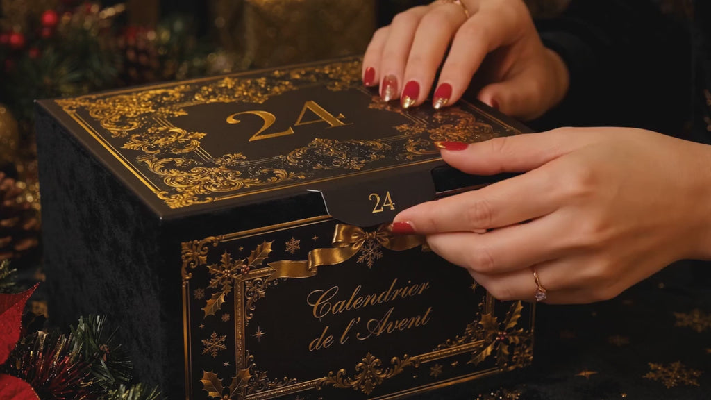 Vidéo d'ouverture d'une case du Calendrier de l'Avent et découverte de la surprise miniature