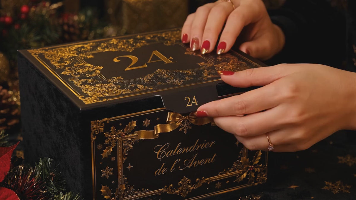 Vidéo d'ouverture d'une case du Calendrier de l'Avent et découverte de la surprise miniature